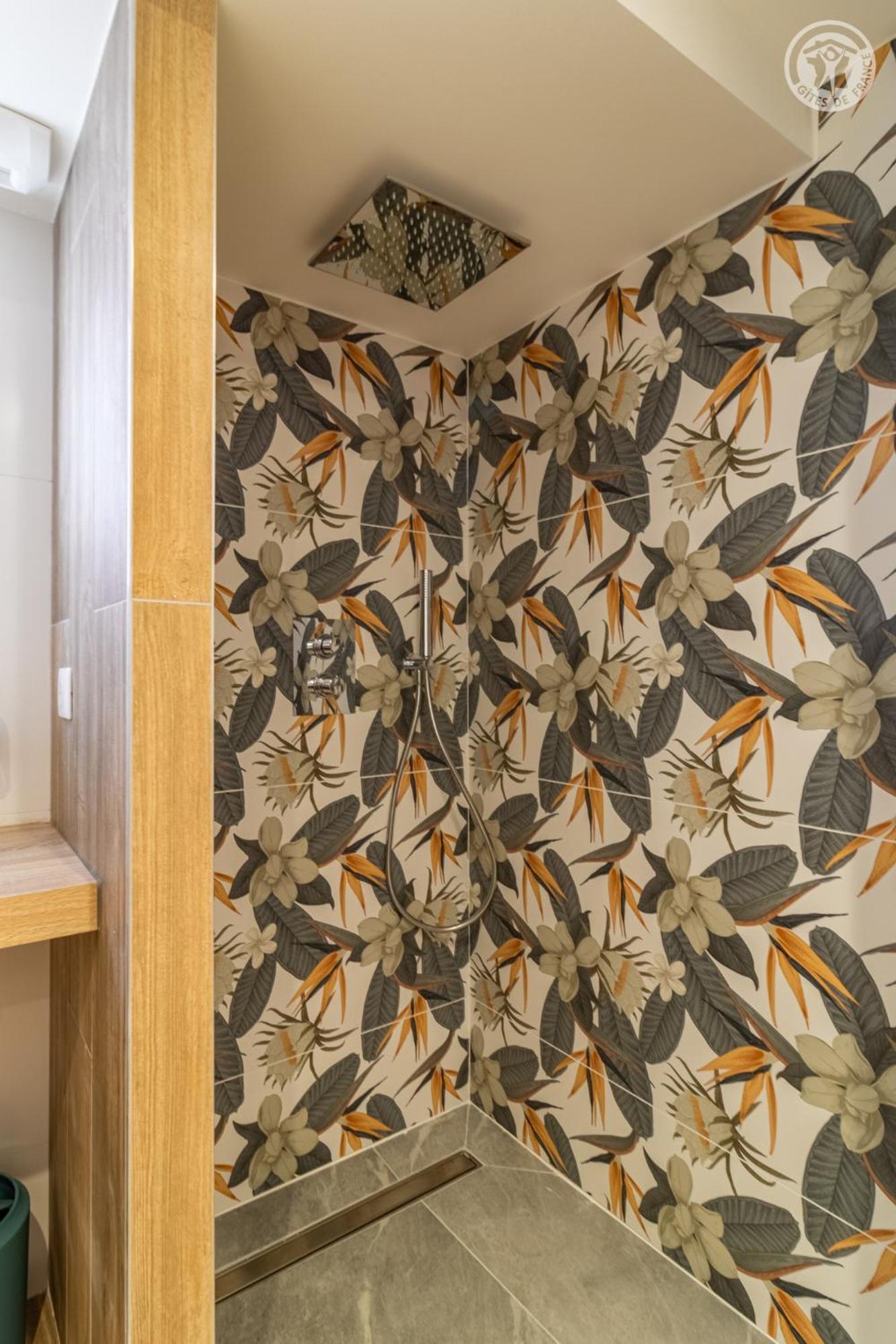 La Porte Des Alpes Chambres D'Hotes Барбера Номер фото